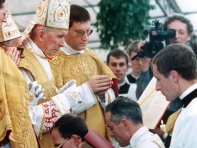 Komunikat Domu Generalnego FSSPX w sprawie konsekracji biskupich