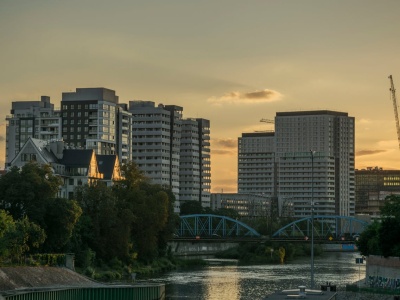 Rekordowy rok dla kredytów hipotecznych, ale kupujący mieszkania są coraz bardziej wybredni