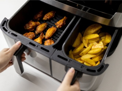 Wszyscy wrzucają to do airfryera. Eksperci są zgodni. Przepis na kuchenną katastrofę