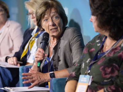 Kto wziąłby odpowiedzialność za życie dziecka? Profesor Ewa Helwich o kulisach odwołania