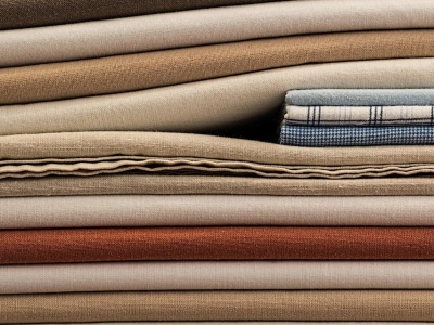 Pościel beżowa jako język ciszy we wnętrzu – estetyka, która nie dominuje