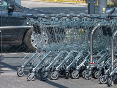Nowa wojna handlowa na rynku. Narasta konkurencja między dyskontami a sklepami convenience