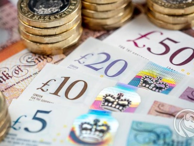 Brytyjska gospodarka wydaje się być na równi pochyłej w dół. Skąd siła funta?