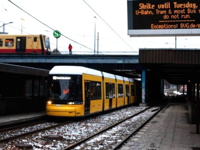 Strajk sparaliżował Niemcy. Stanął transport publiczny