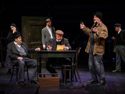 „Ro(c)k na vsi”. Nowy spektakl Teatru Cieszyńskiego z udziałem zespołu Čechomor