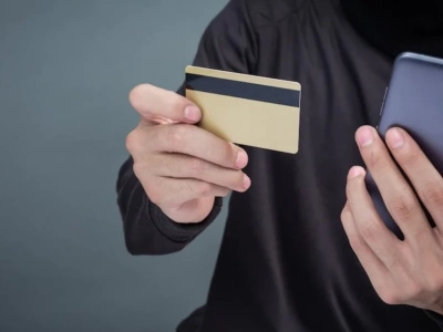 Udawali bank i analityków. Zabrali wszystko