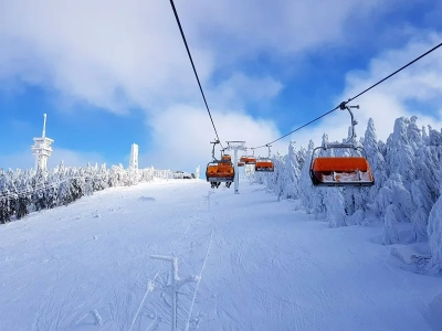 Ten kierunek narciarski nie zrujnuje portfela. Polacy już go docenili