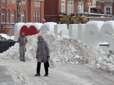 Zima wyczerpała budżety wielu samorządów. Słupsk wydał już ponad 3 mln zł, a koszty nadal rosną