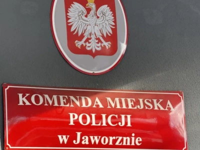 Nietrzeźwy policjant zatrzymany w Jaworznie. Został zwieszony w służbie