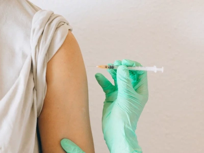 Kalendarz szczepień na 2026 rok. Które szczepienia się obowiązkowe, a które zalecane? LISTA