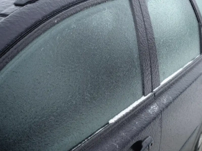 „Szklanka” na drogach w całym kraju. Nadciąga 48 godzin lodowego chaosu