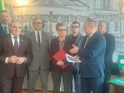 Filipiny chcą polskiej wieprzowiny. PSL o eksporcie żywności i obronności w regionie