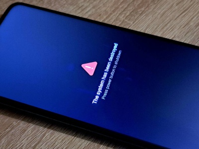 Uśmierciłem smartfona – Xiaomi stało się bezużyteczne. Nie róbcie tego w domu