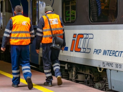 PKP szuka pracowników na bogato. Rzuca na stół prawie 15 tys. zł pensji