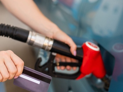 Tankujesz za granicą? Chwila nieuwagi i tracisz oszczędności