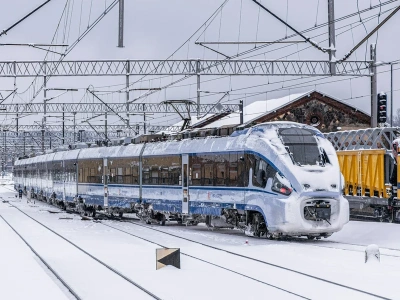 Ten pociąg przyjedzie ponad 200 minut później. Trudne noc i poranek na torach