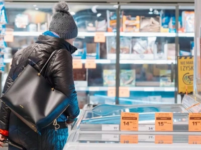 Za te produkty w sklepach Polacy muszą płacić więcej. Najnowsze dane