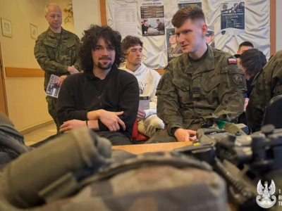 Terytorialsi prezentują możliwości, jakie daje służba w Wojskach Obrony Terytorialnej