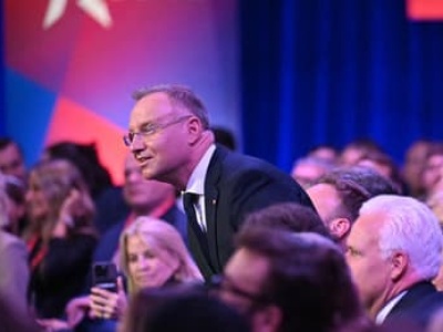 Klakierzy Trumpa – czyli jak PiS staje się polską ekspozyturą ruchu MAGA