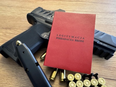 Pozwolenie na broń w Polsce w 2025 roku – przybyło strzelców