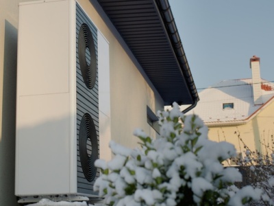 Ile prądu pobiera pompa ciepła przy –20 stopniach? Rachunki mogą zaskoczyć