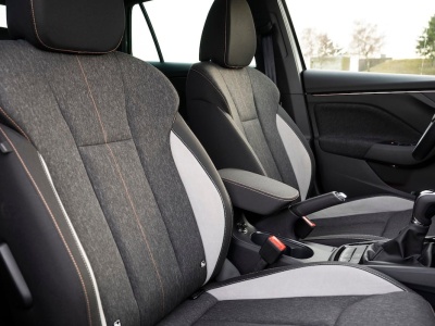 Cena jak za Toyotę Yaris, a miejsca wystarczy dla całej rodziny. Automat i europejska produkcja za 93 580 zł