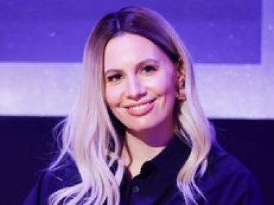 Agnieszka Hyży wróciła do NATURALNEGO KOLORU WŁOSÓW. Zmiana na plus? (FOTO)