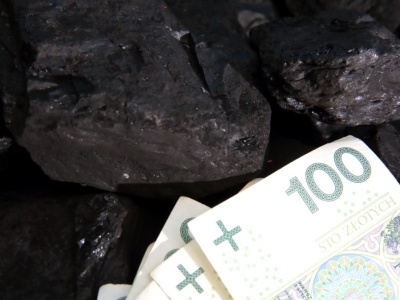 Mrozy drenują portfele Polaków. Ile trzeba zapłacić za węgiel?