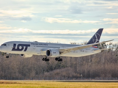 Kolejna awaria Dreamlinera LOT. Leciał na Dominikanę, tuż po starcie musiał zawrócić do Warszawy!