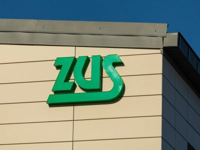 Polacy rzucili się z wnioskami do ZUS-u. Wystarczy złożyć wniosek, by mieć dłuższy urlop