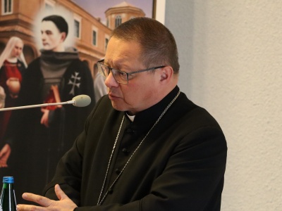 Kościół w kryzysie. Kardynał Ryś wskazuje wyjście na Ignatianum