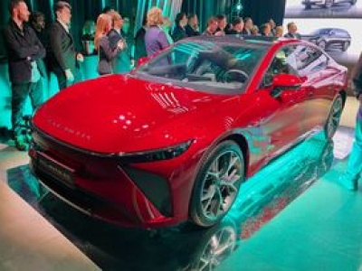 Exlantix z pompą wchodzi do Polski. Co oferuje chińskie premium?