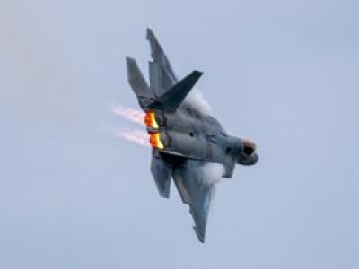 F-22 wycofane. Nie będzie przelotu nad Super Bowl