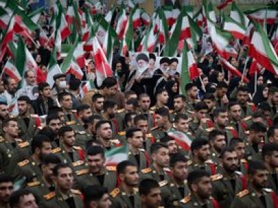 Reuters: Iran szykuje się do wojny. Zmiany w armii i rządzie