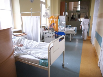 Polacy byli przerażeni aferą fentanylową. Ratownik: Te kroplówki to jest dopiero afera!