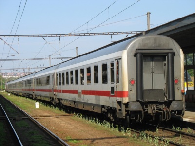Niemcy. Coraz mniej wagonów DB w barwach DB
