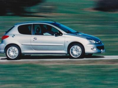 Dlaczego zakochałem się w Peugeot 206?