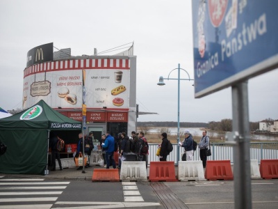 Pensja minimalna w Polsce i Niemczech. Porównali. Kiedy Polaka stać na więcej?