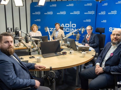 Goście Kawiarenki Politycznej oceniają działania miasta podczas gołoledzi