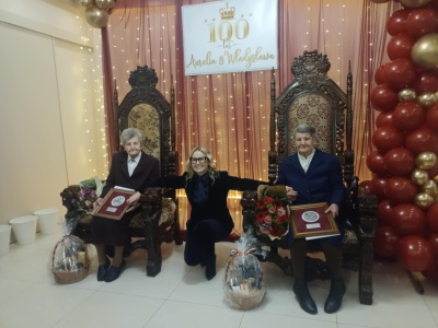 Bliźniaczki Aurelia i Władysława skończyły 100 lat! Dostały medale za walkę o prawa człowieka