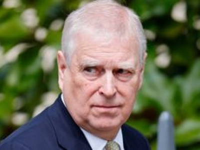 Ex-książę Andrzej WYRZUCONY z rezydencji w środku nocy. Wraca sprawa Jeffreya Epsteina