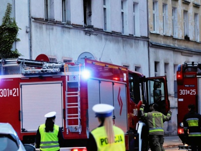 Wybuch gazu w budynku wielorodzinnym. Ewakuowano ponad 10 osób. Jedna osoba ranna