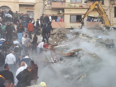 Katastrofa budowlana w Trypolisie . Są ofiary i ranni