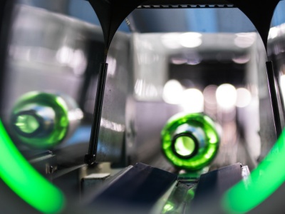 System kaucyjny 2026. Które szklane butelki wielorazowe mogą wypaść z centralnej zbiórki?