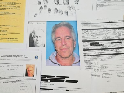 Arcyteoria spisku i ostatnie wybielanie Epsteina