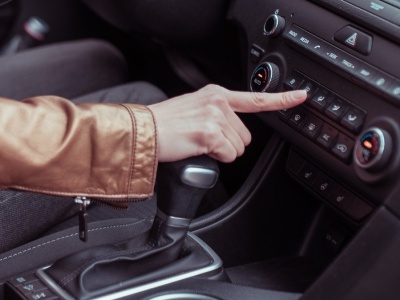 Zimą zawsze wciskam ten przycisk. Mechanik na mnie nie zarobi