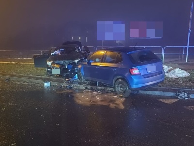 Cztery osoby trafiły do szpitala po wypadku na rondzie Kuronia w Rzeszowie