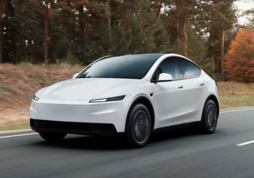 Tesla tnie ceny Y. W USA hit za 150 tys. zł. Europejscy klienci muszą poczekać