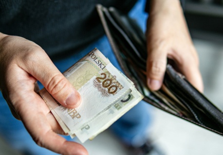 305 złotych co miesiąc od państwa. Opłacisz rachunki za energię i gaz