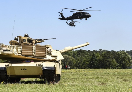 America First: Nowa strategia sprzedaży uzbrojenia USA zatwierdzona